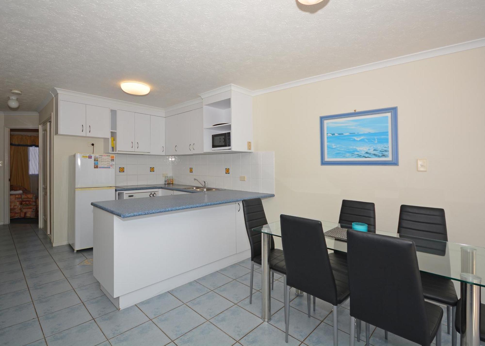 Jade Waters Luxury Apartments Hervey Bay Buitenkant foto