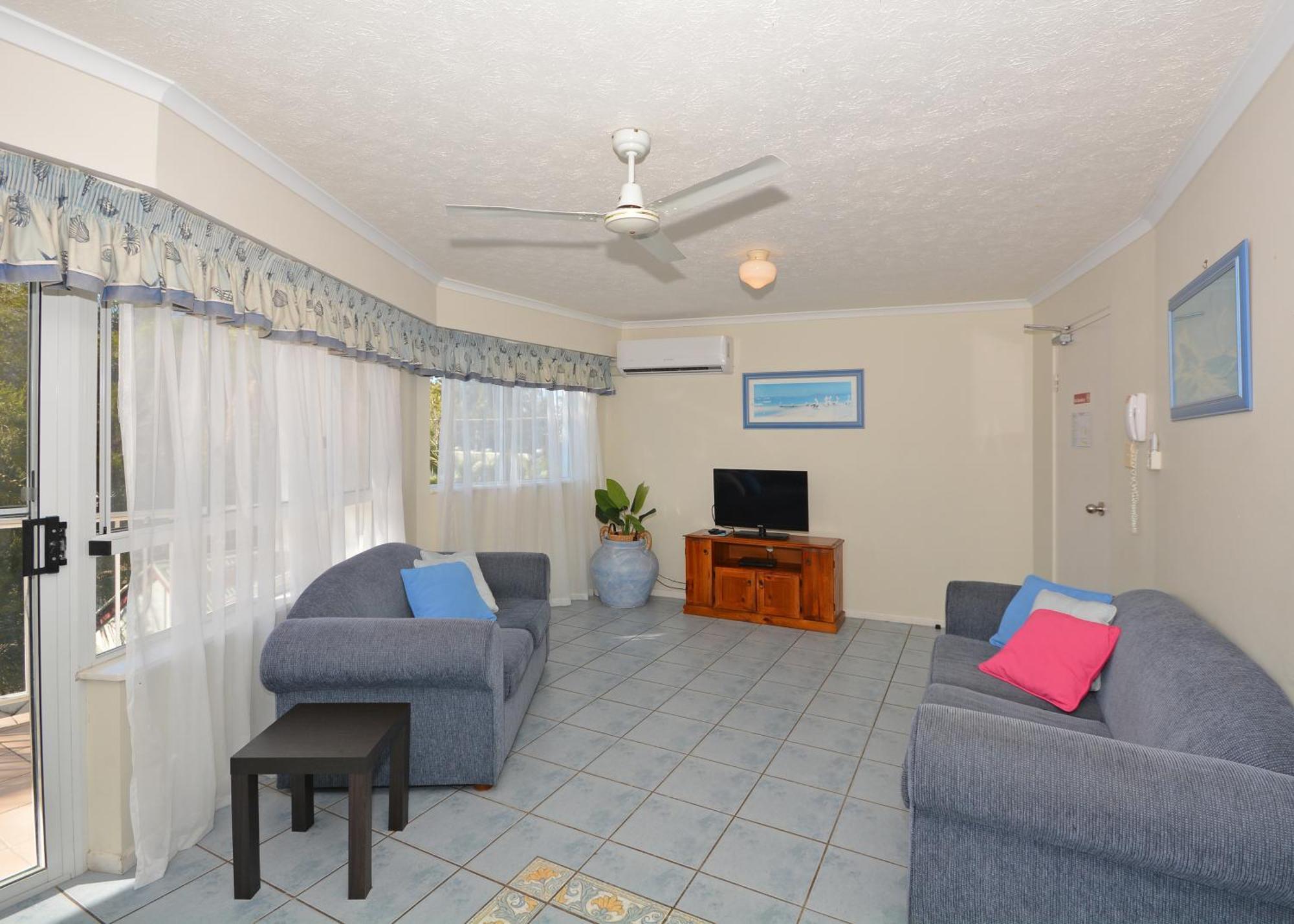 Jade Waters Luxury Apartments Hervey Bay Buitenkant foto